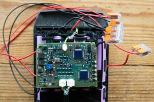 Bosch powerpack en panne. Remplacement de la diode shottky et test du BMS